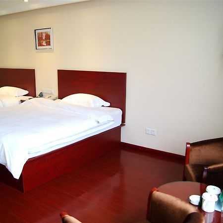 Greentree Inn Jiangsu Taizhou Jingjiang Bus Station Express Hotel מראה חיצוני תמונה