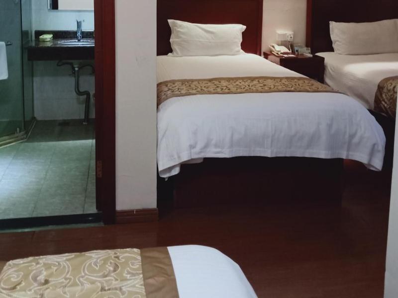 Greentree Inn Jiangsu Taizhou Jingjiang Bus Station Express Hotel מראה חיצוני תמונה
